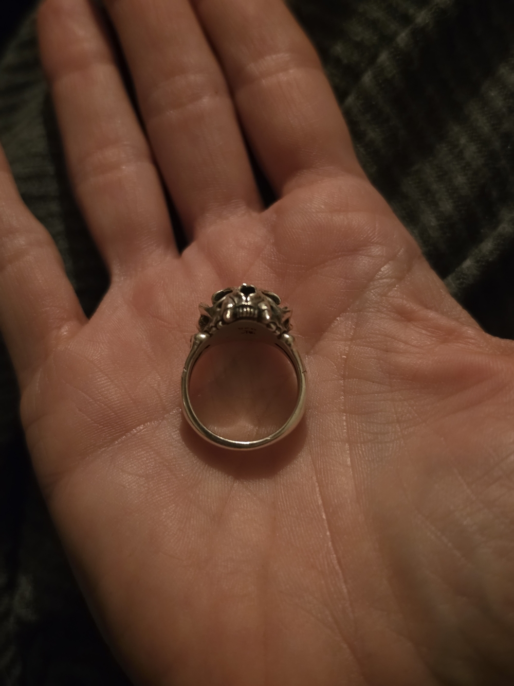 Clocks And Colours Sterling Cat Skull Ring - Offers Welcome! - Picture 3 of 3